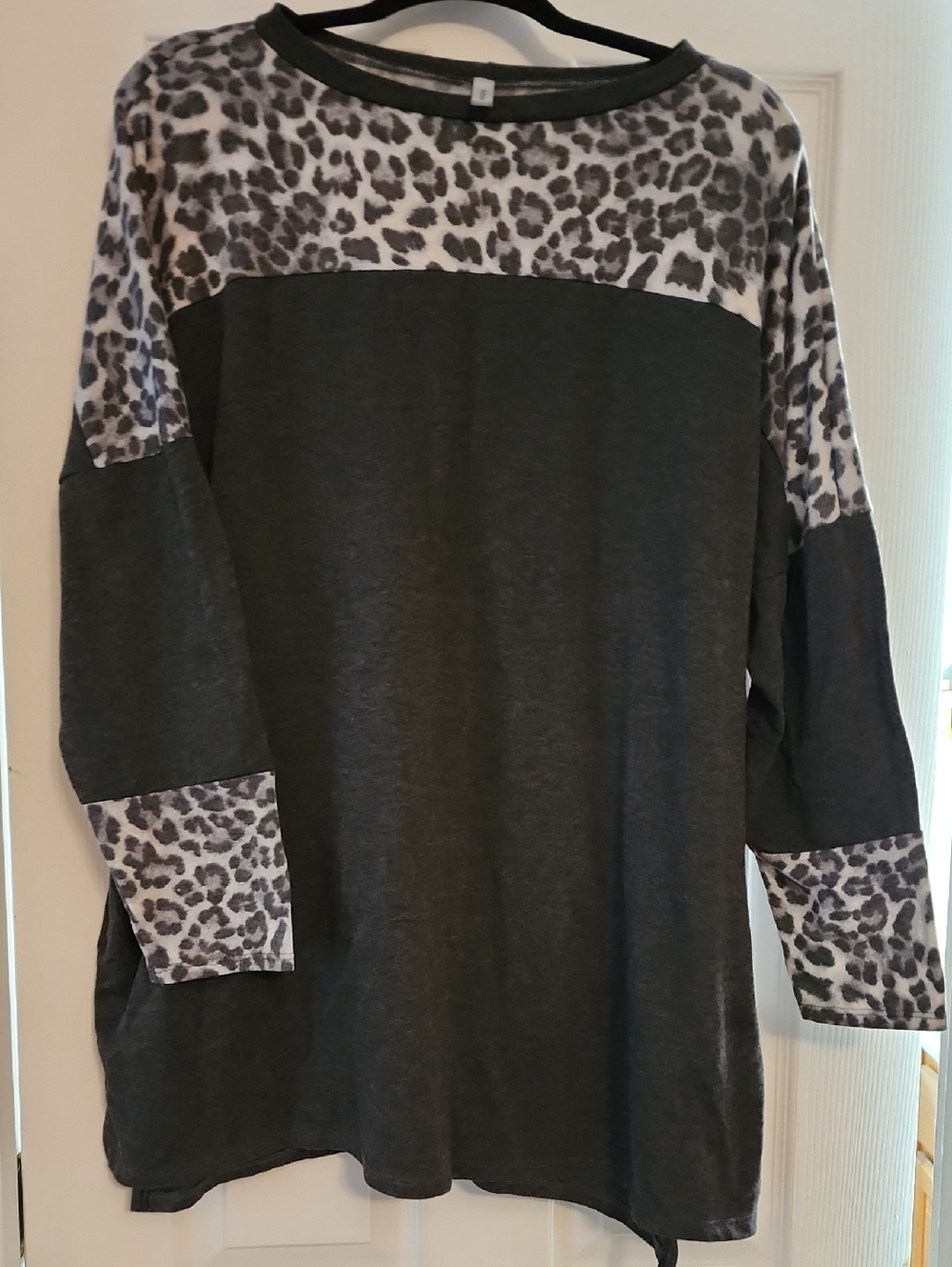Emerald Black and Gray Leopard Print Top